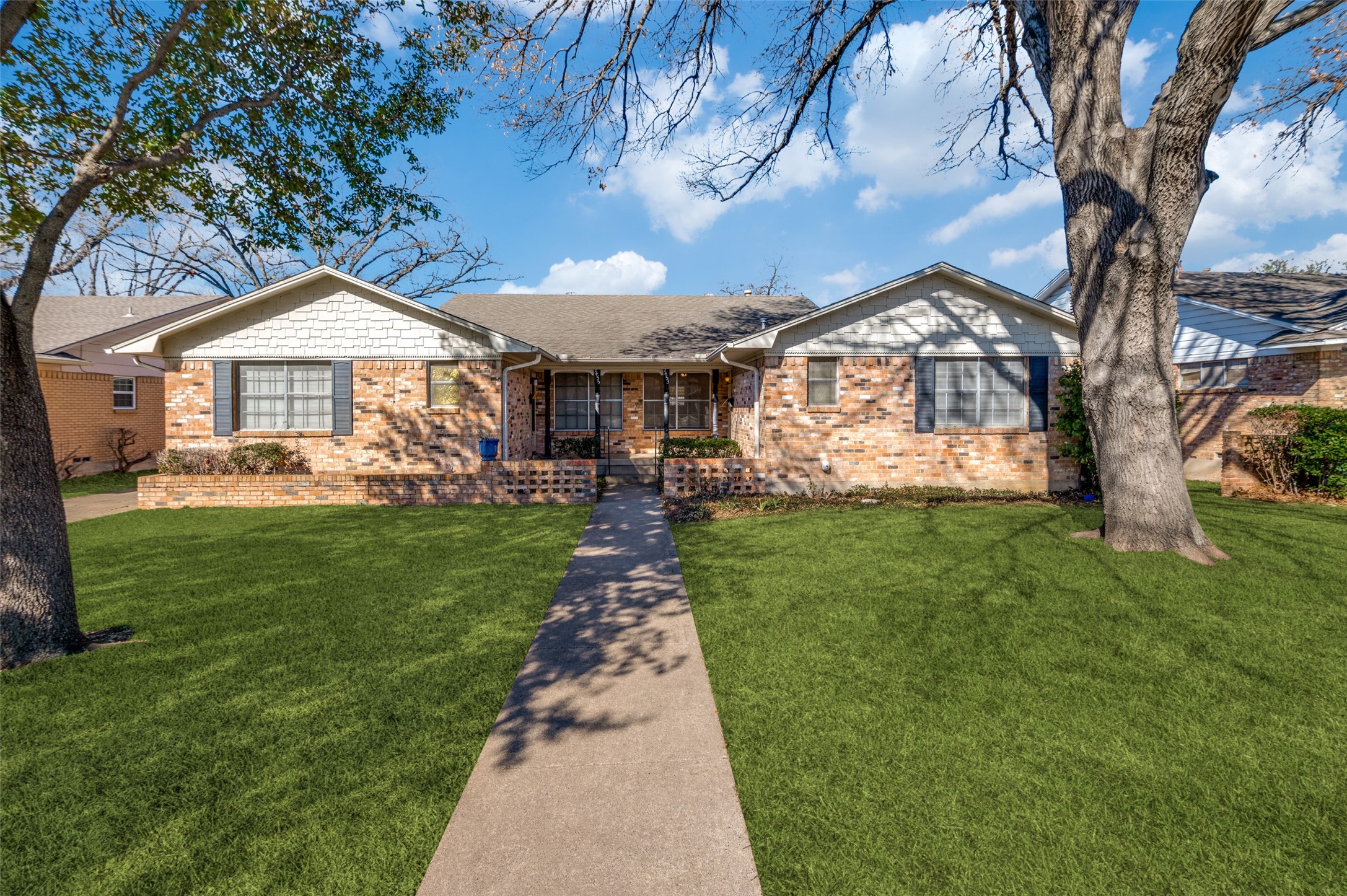 7453 Walling Lane Dallas TX 75231