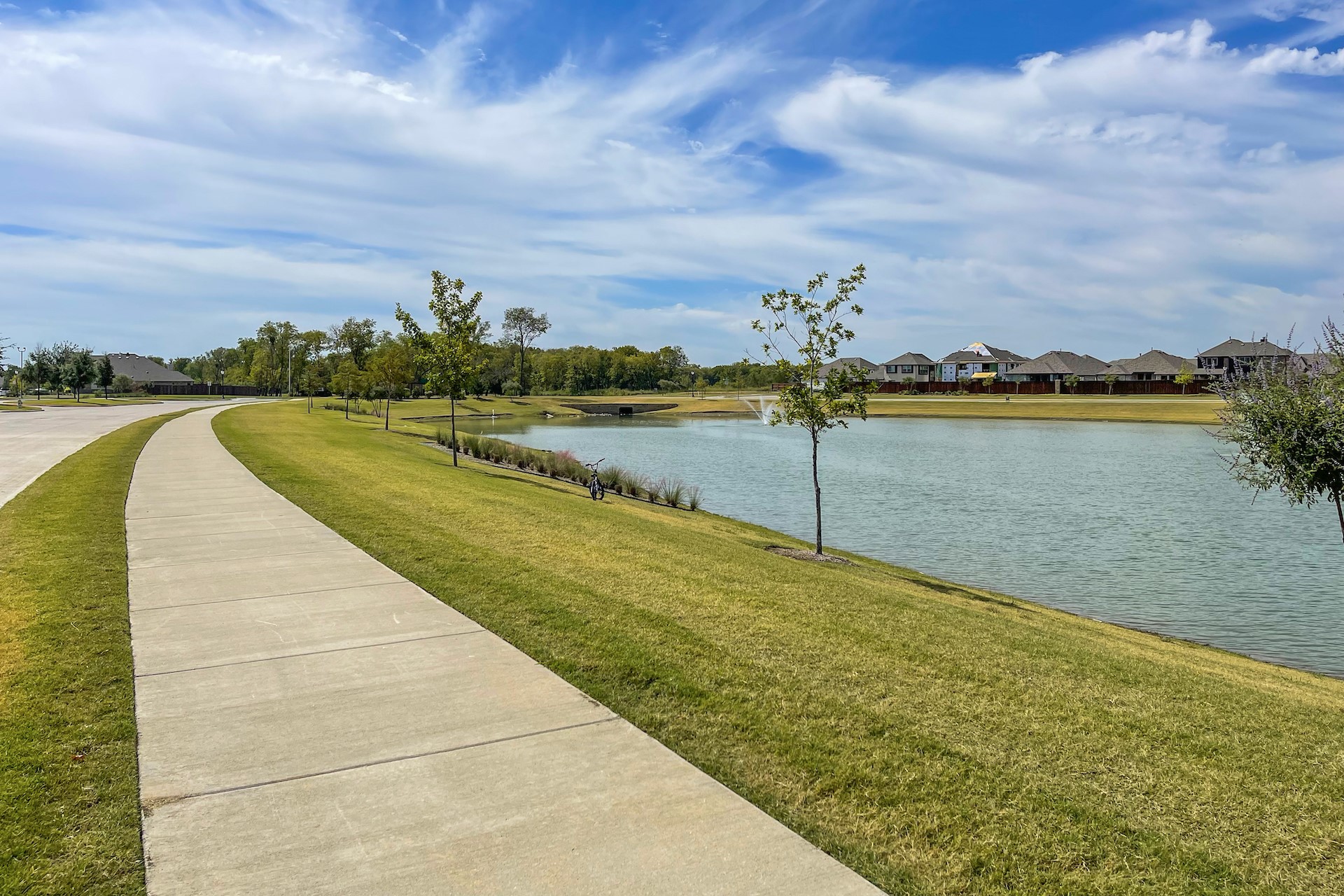 1501 White Water Way Aubrey TX 76227