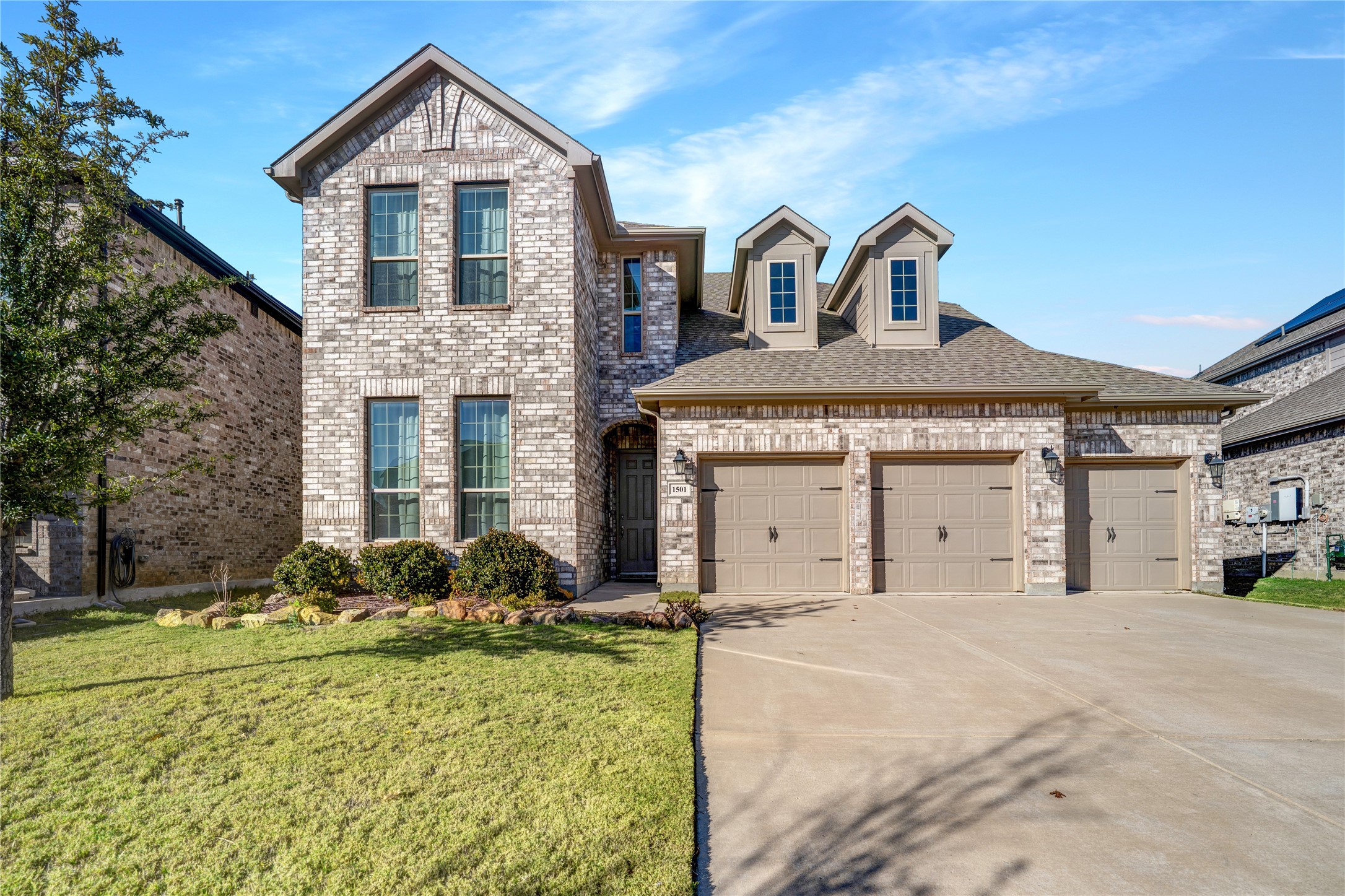 1501 White Water Way Aubrey TX 76227