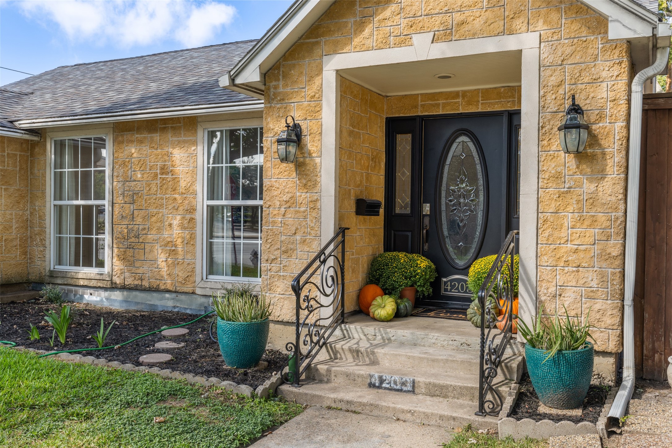 4203 Camden Avenue Dallas TX 75206