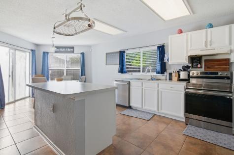 329 Beechwood Lane Cedar Hill TX 75104