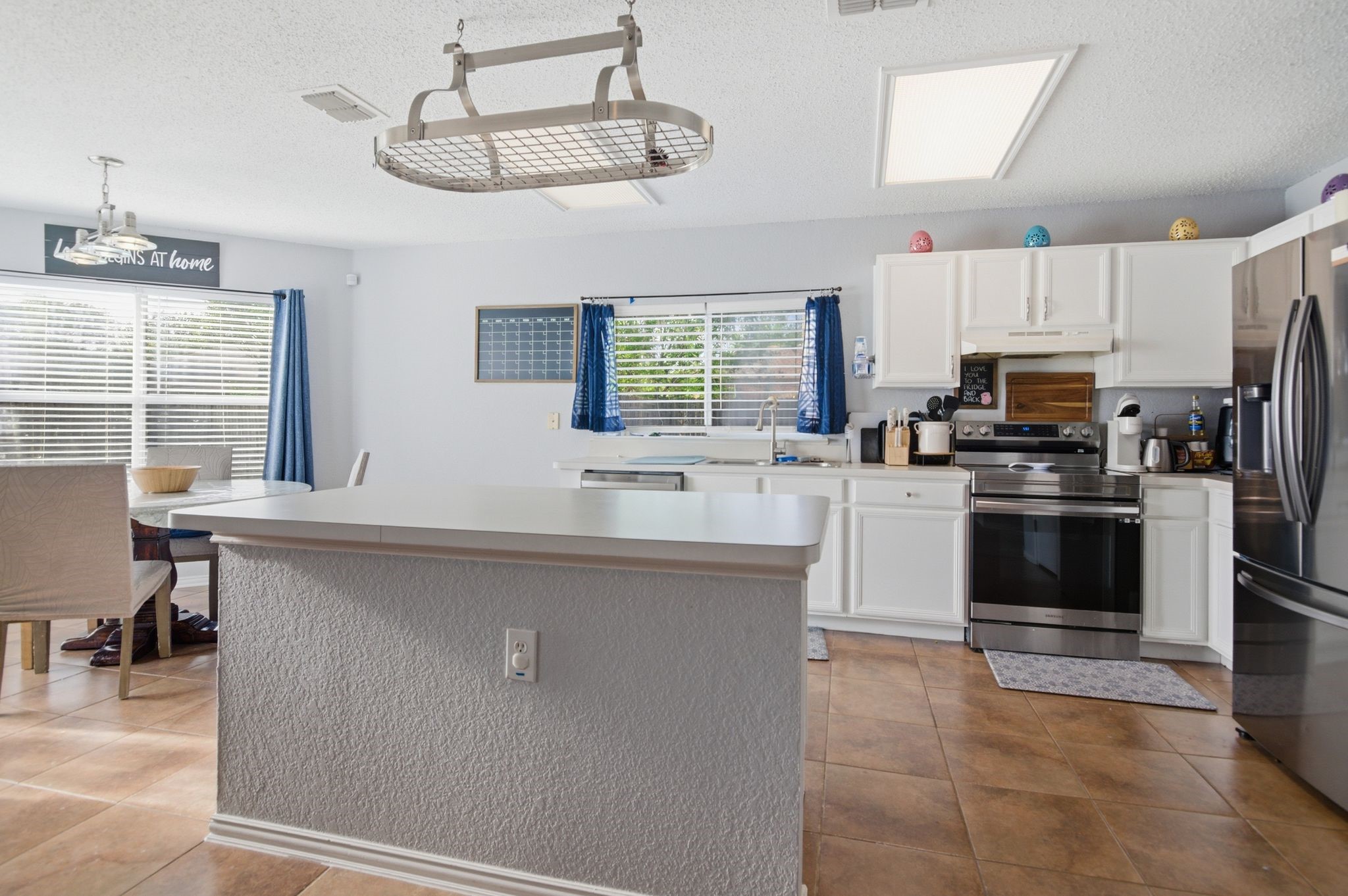 329 Beechwood Lane Cedar Hill TX 75104
