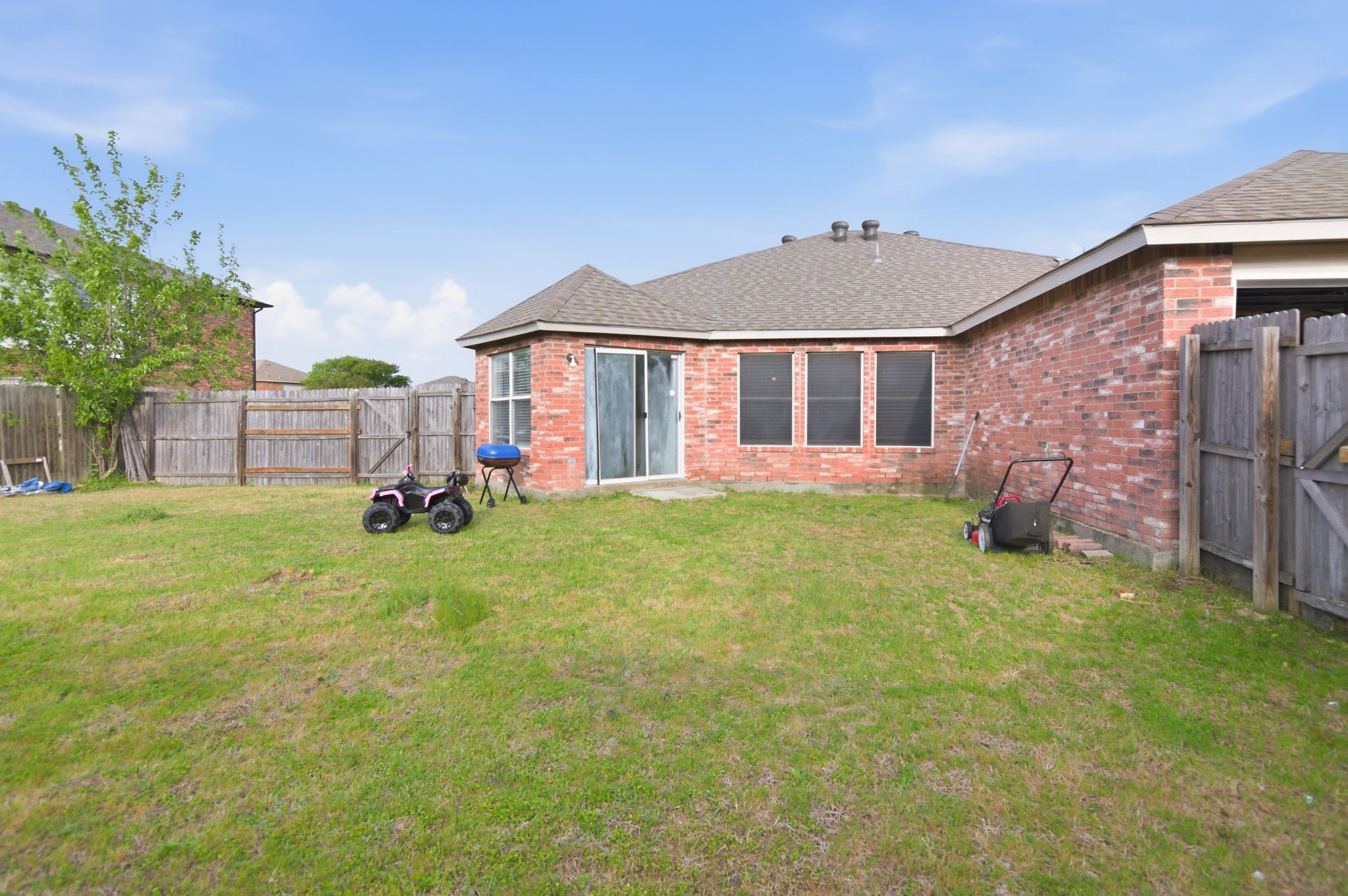 329 Beechwood Lane Cedar Hill TX 75104
