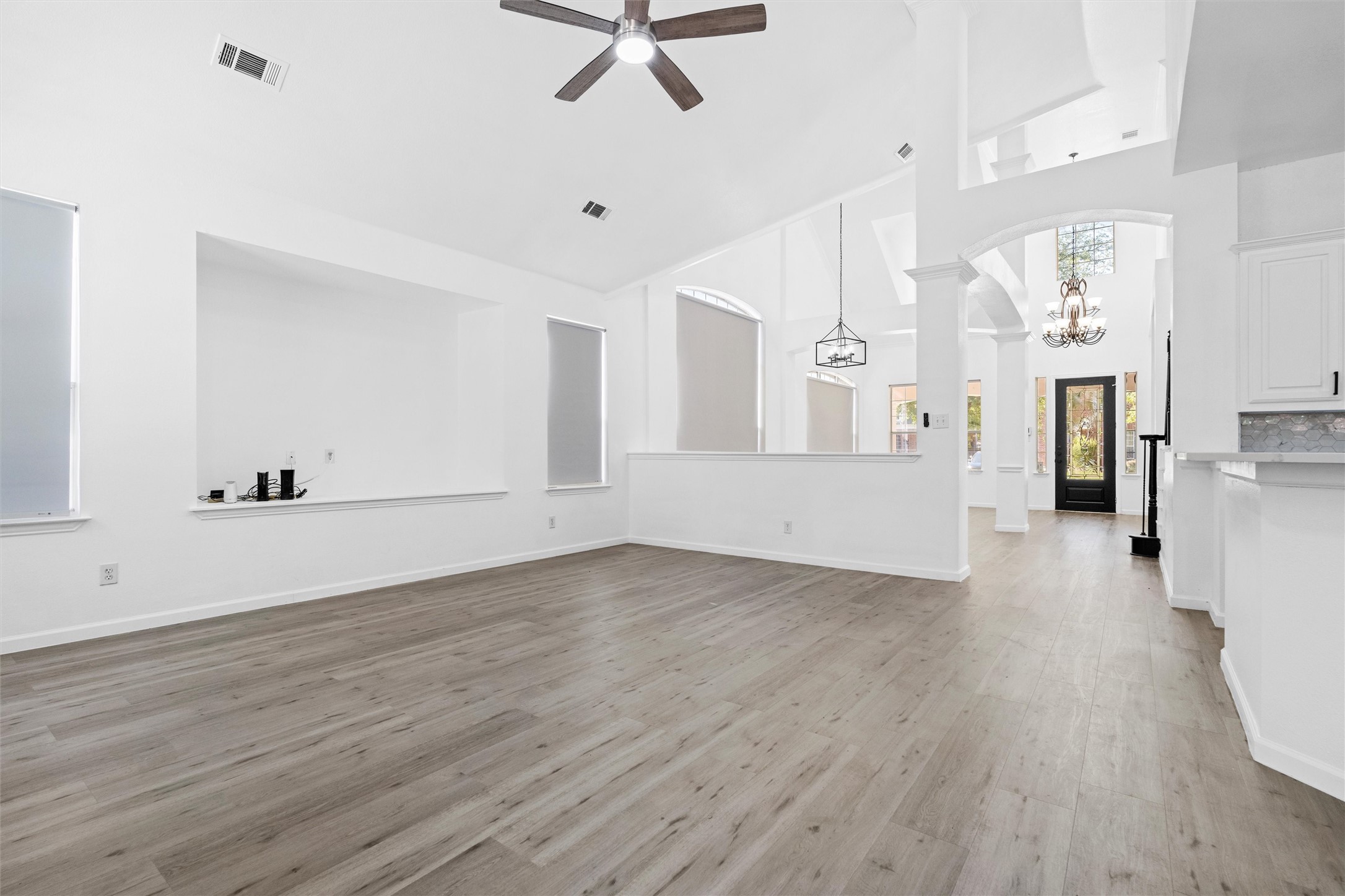 4201 S Iron Lane Mansfield TX 76063