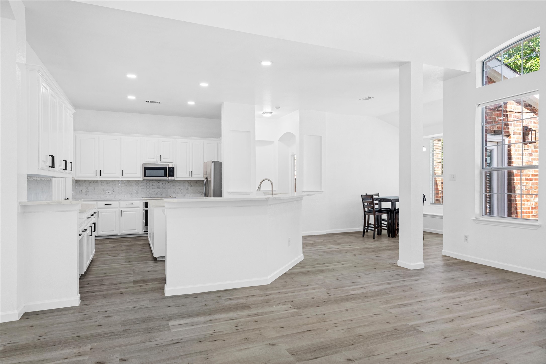 4201 S Iron Lane Mansfield TX 76063