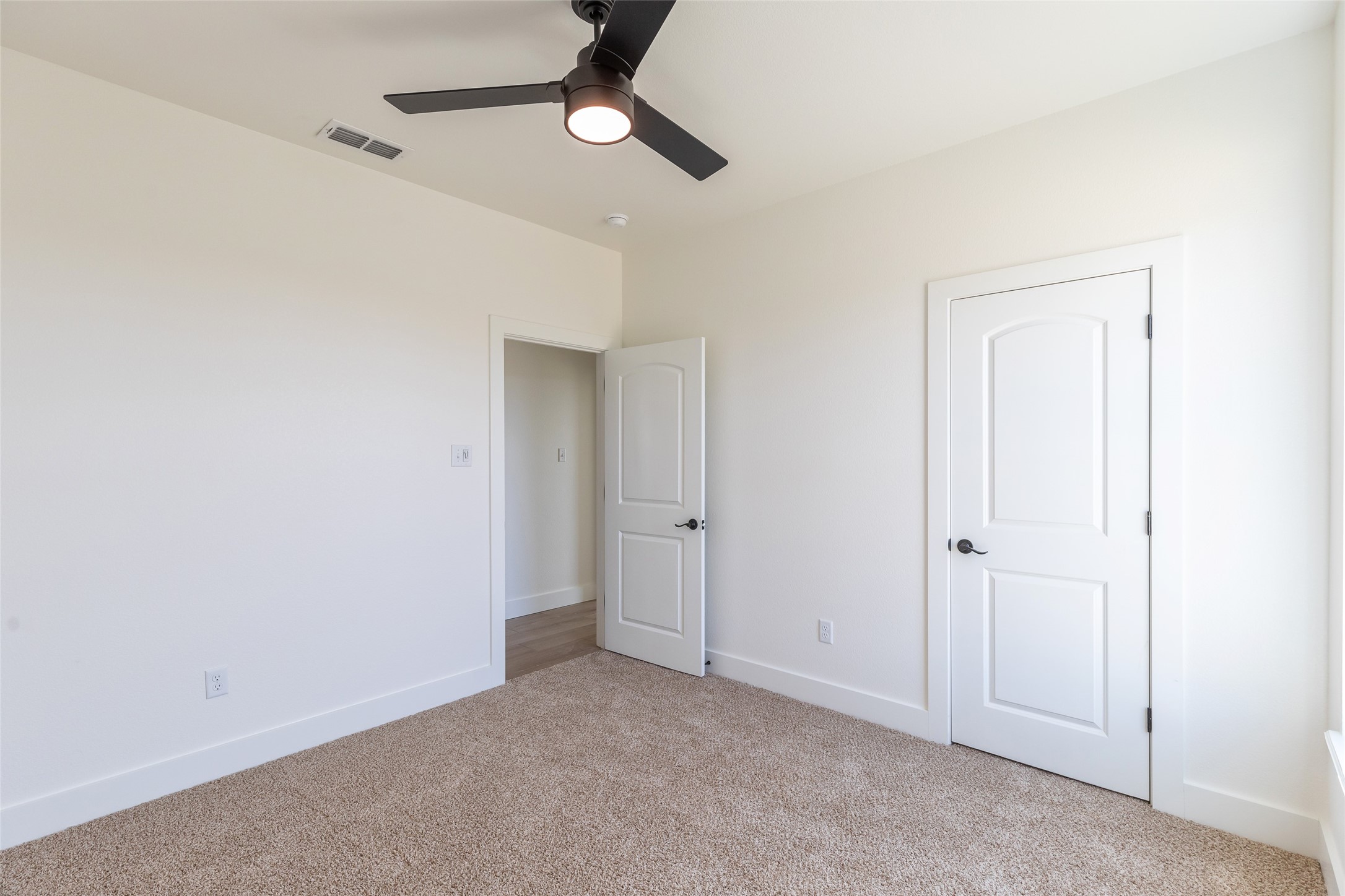 801 Whispering Oaks Clyde TX 76510