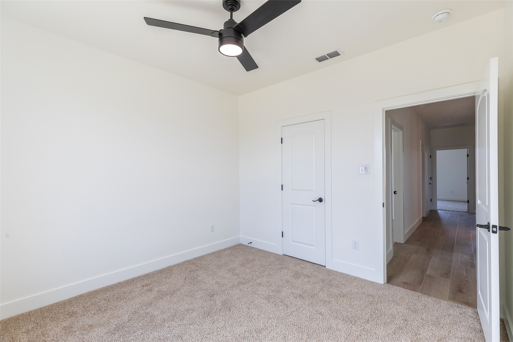 801 Whispering Oaks Clyde TX 76510