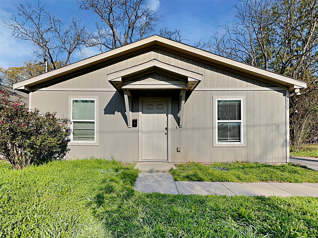3533 Cauthorn Drive Dallas TX 75210