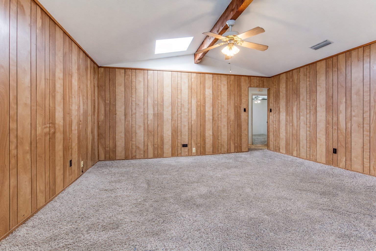 914 W Avenue F Garland TX 75040