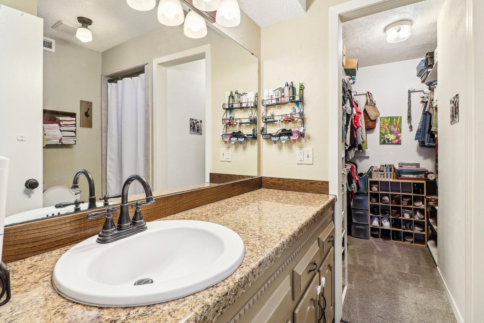 131 Carol Lane Pecan Hill TX 75154