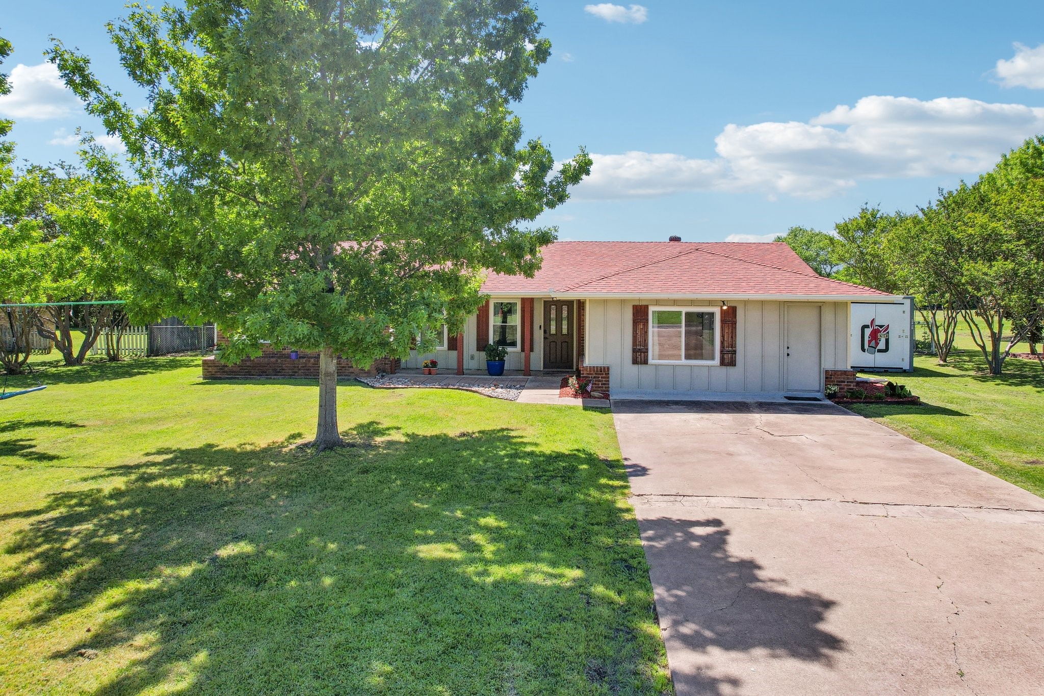 131 Carol Lane Pecan Hill TX 75154