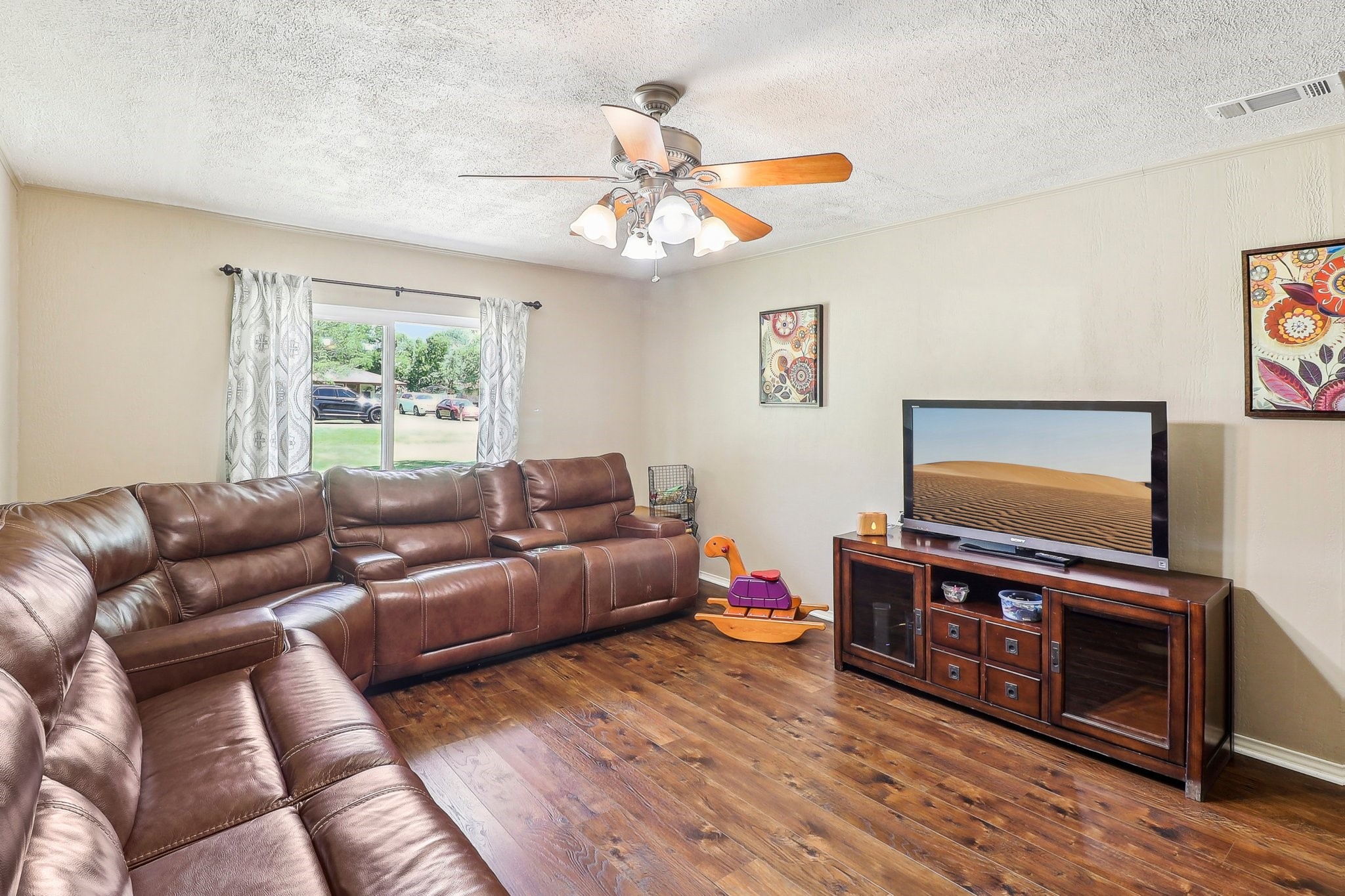 131 Carol Lane Pecan Hill TX 75154