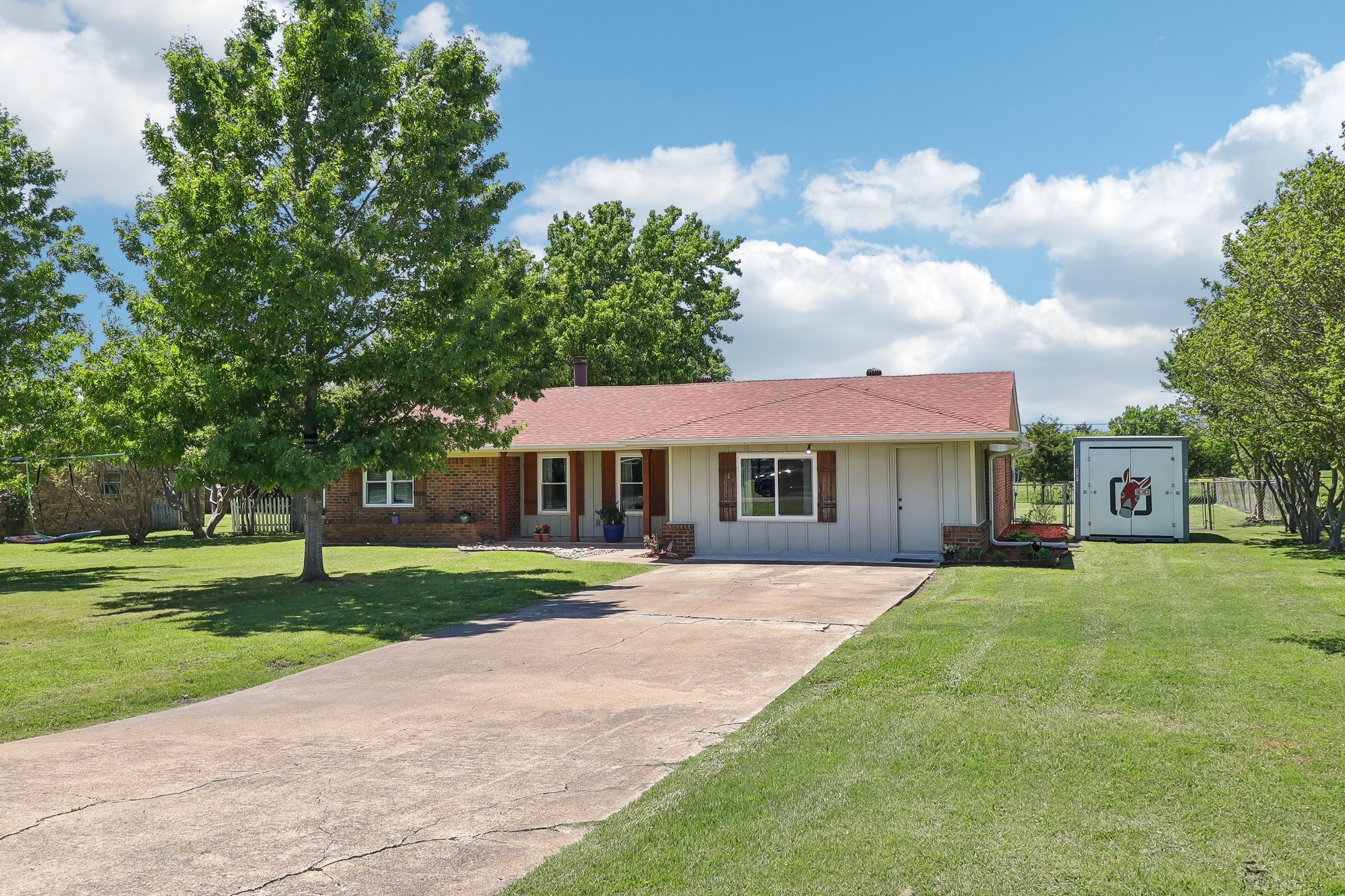 131 Carol Lane Pecan Hill TX 75154