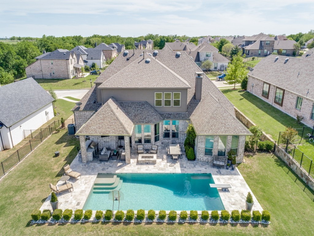 2120 Fred Couples Drive Gunter TX 75058