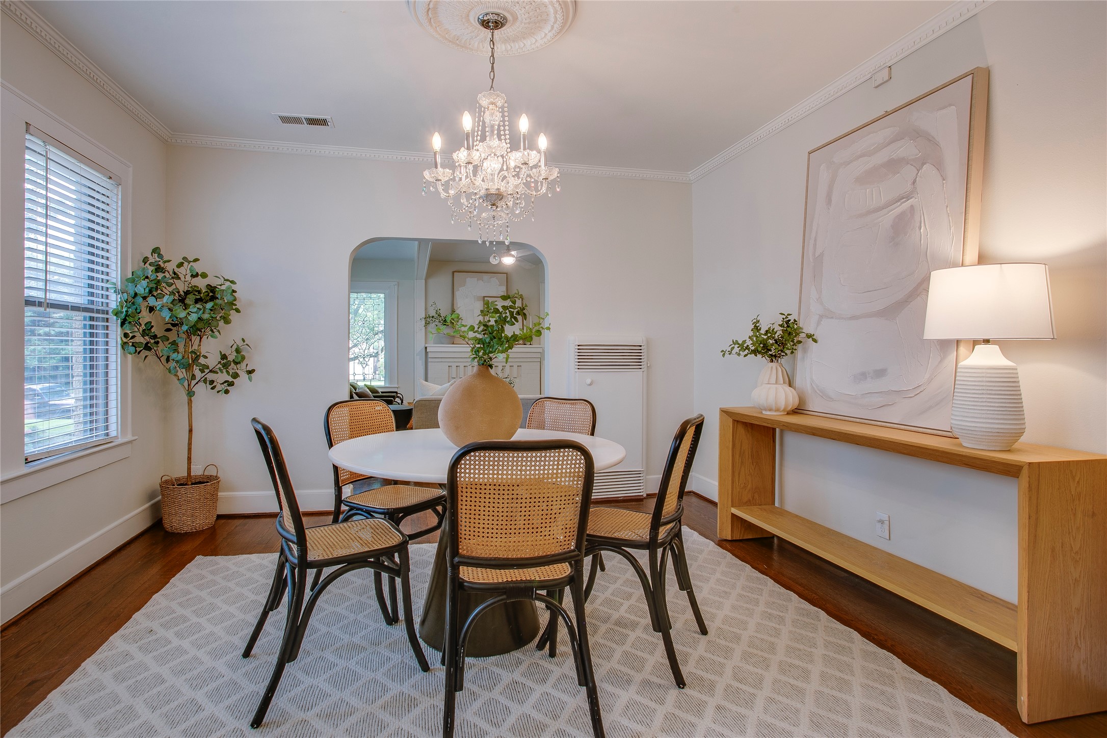 1111 N Winnetka Avenue Dallas TX 75208