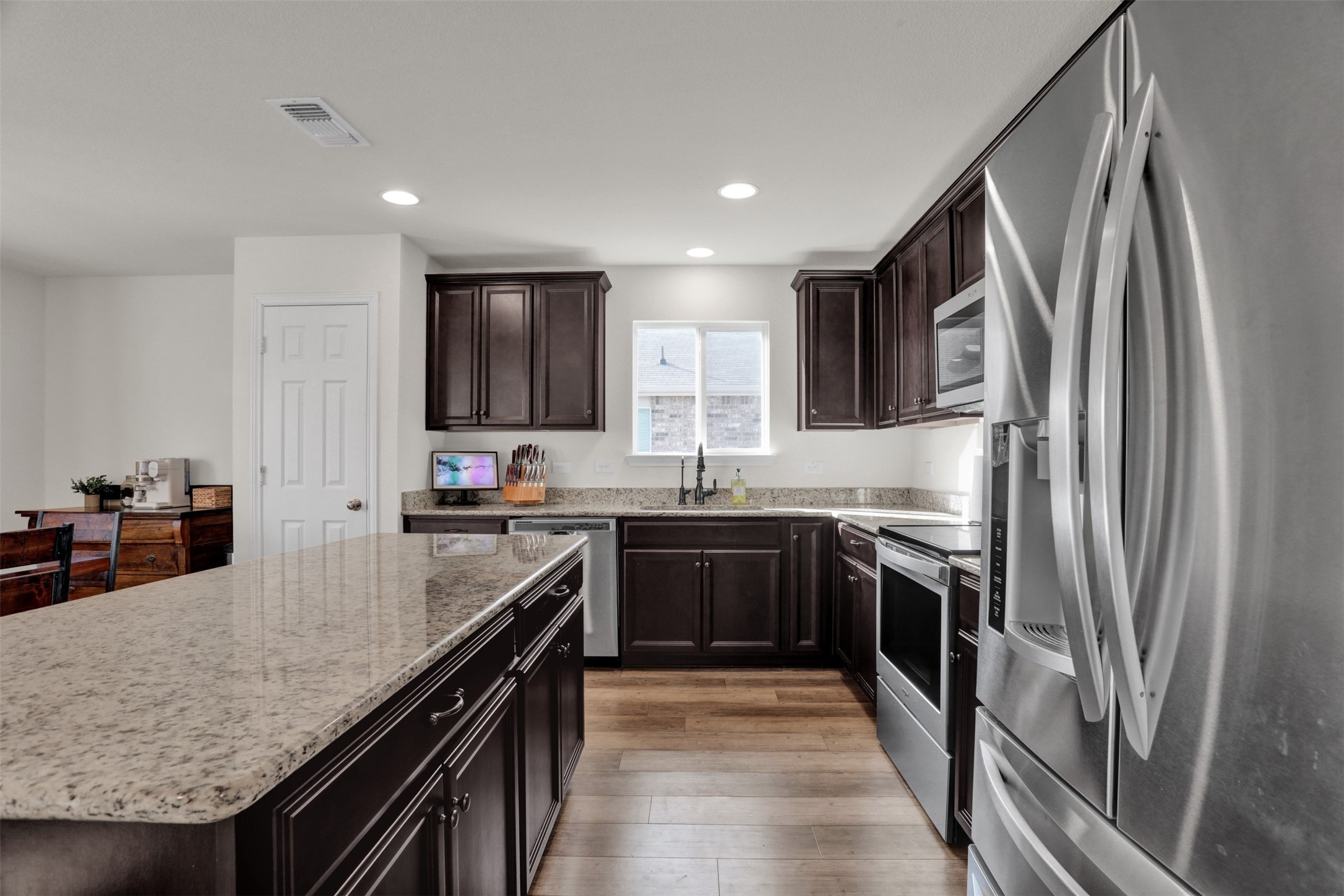 1340 Waggoner Drive Aubrey TX 76227