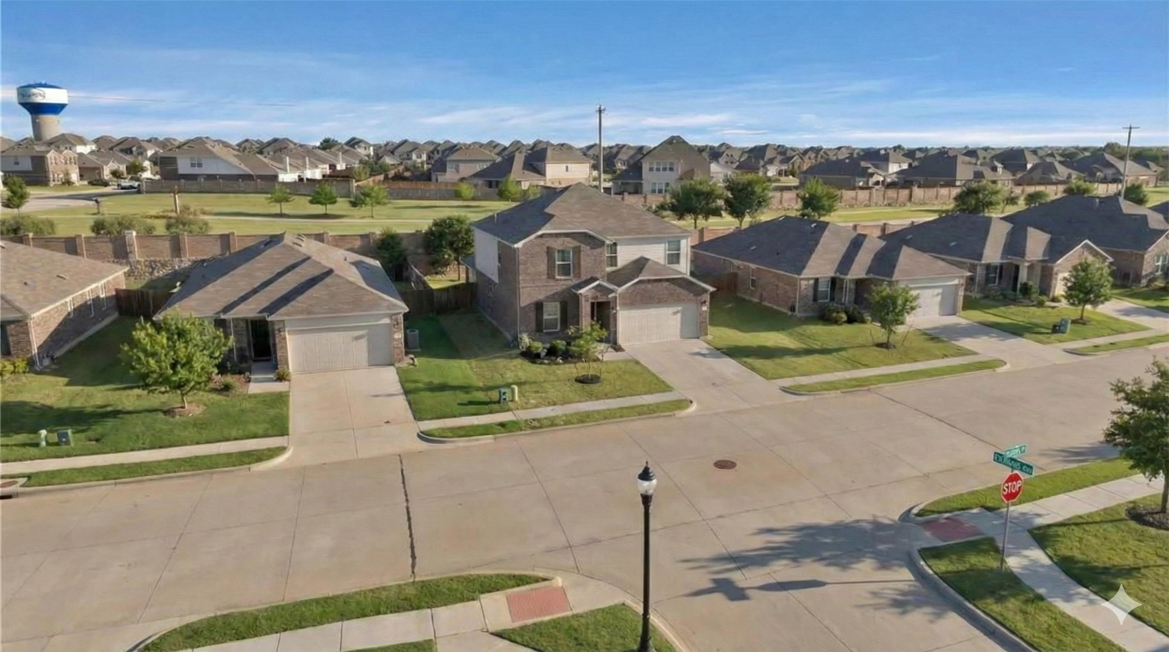 1340 Waggoner Drive Aubrey TX 76227