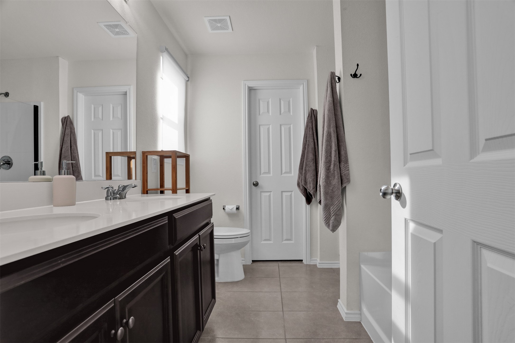1340 Waggoner Drive Aubrey TX 76227