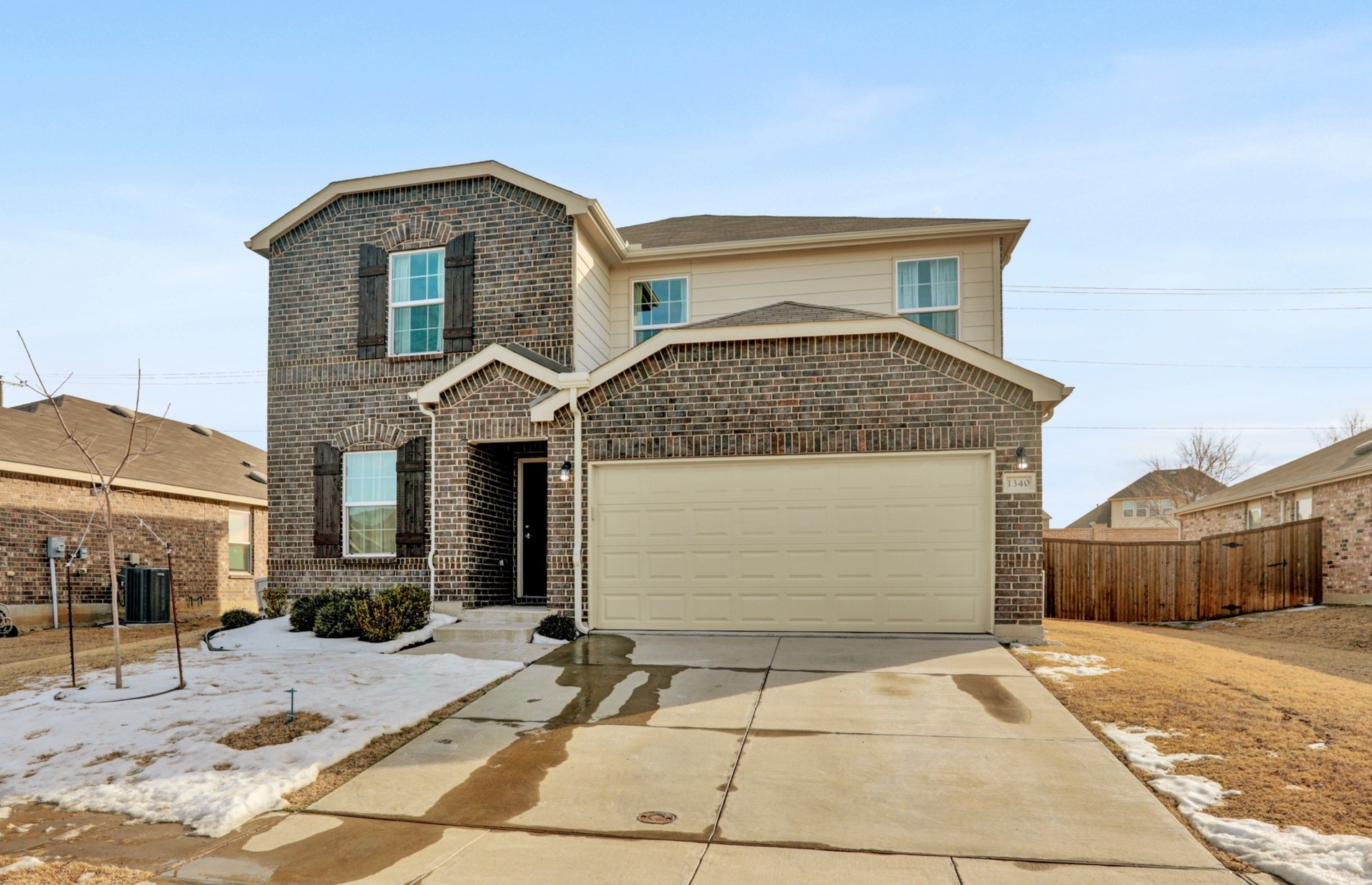 1340 Waggoner Drive Aubrey TX 76227