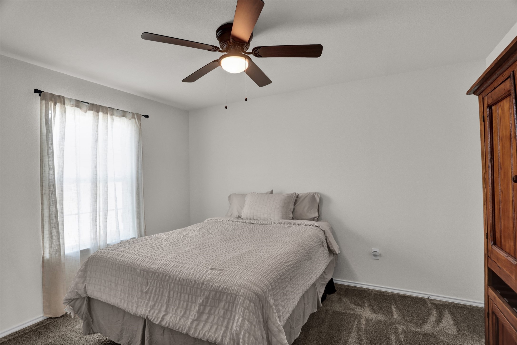 1340 Waggoner Drive Aubrey TX 76227