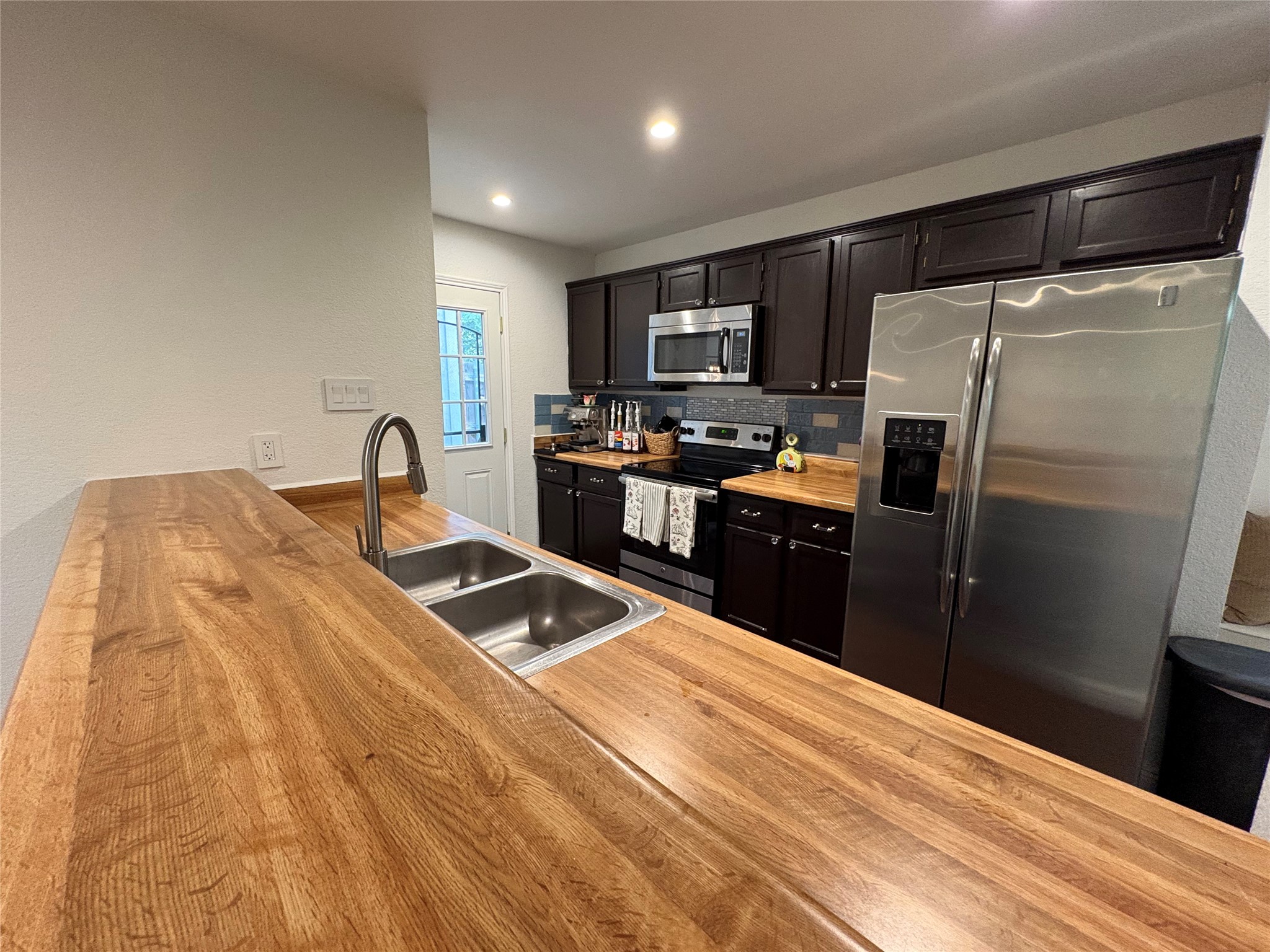 6923 Rolling Creek Lane Dallas TX 75236