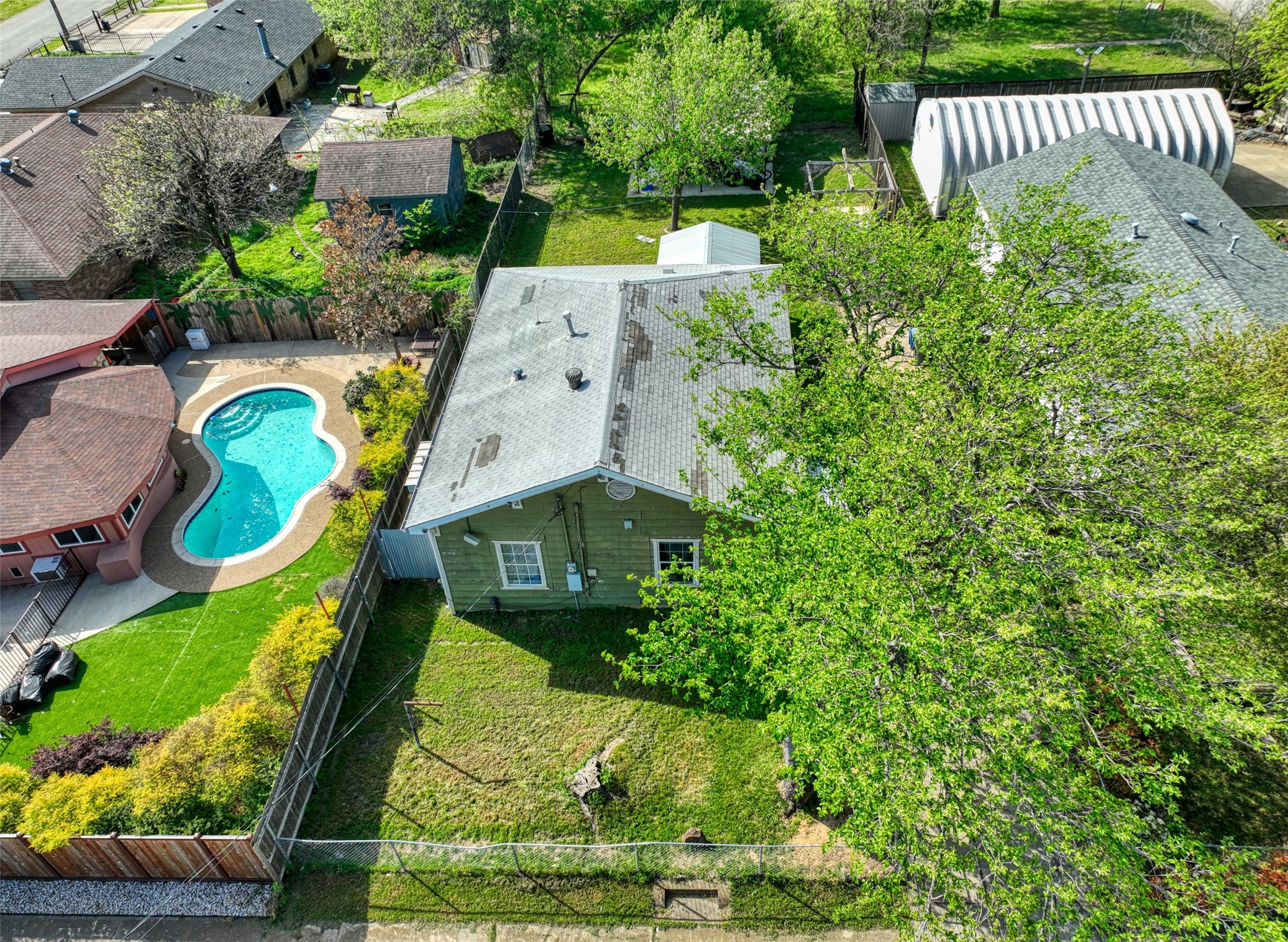 3412 Banning Street Dallas TX 75233