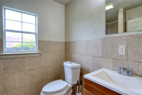 3412 Banning Street Dallas TX 75233