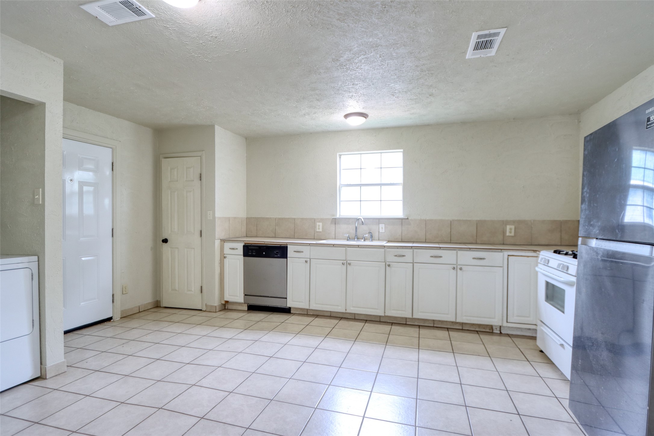 3412 Banning Street Dallas TX 75233