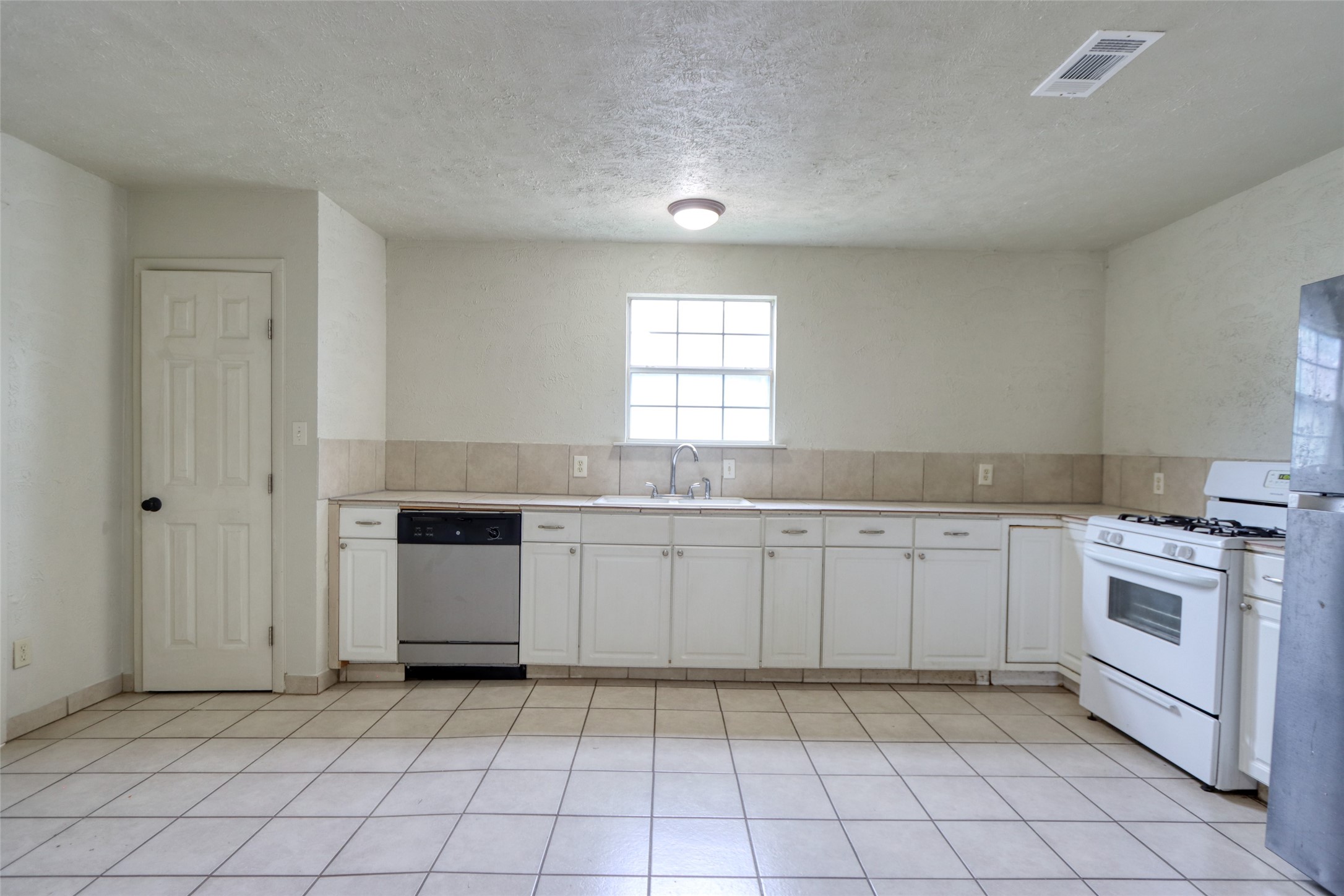 3412 Banning Street Dallas TX 75233