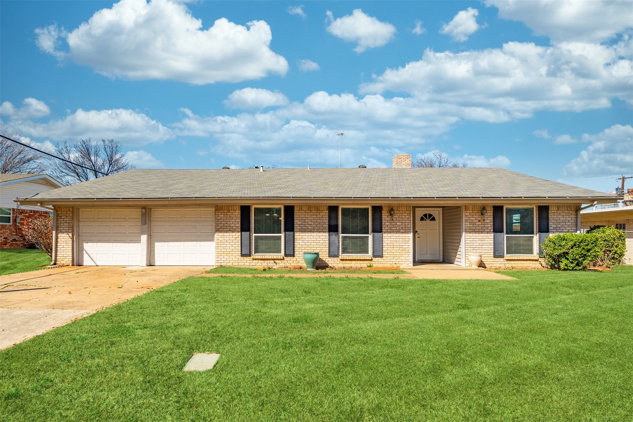 6725 Corona Drive North Richland Hills TX 76180