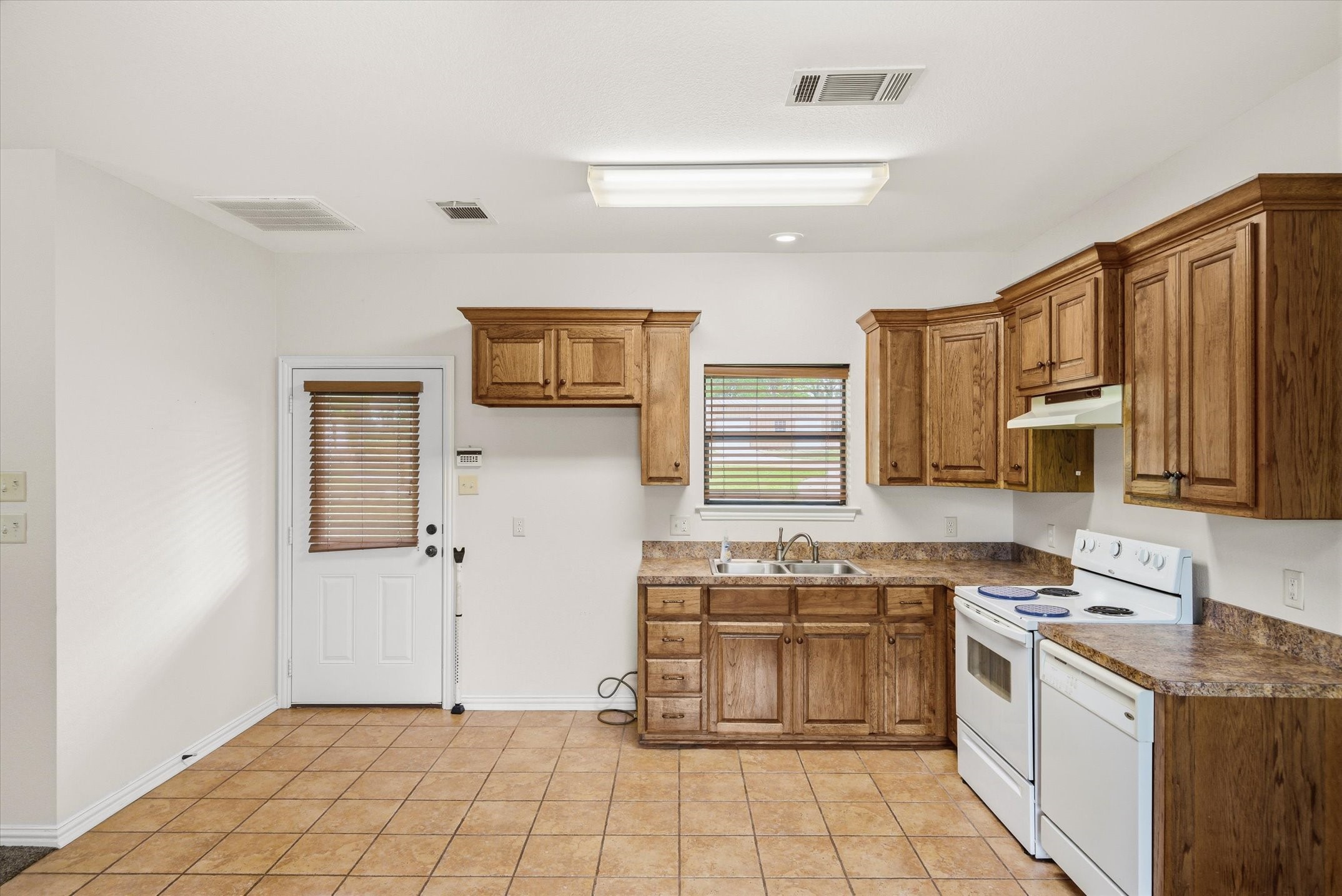 167 Vz County Road 4202 Canton TX 75103
