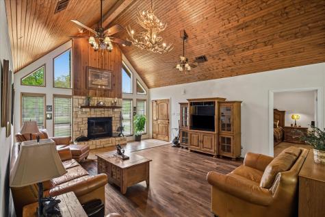 167 Vz County Road 4202 Canton TX 75103