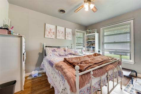1313 Daisy Lane Irving TX 75061