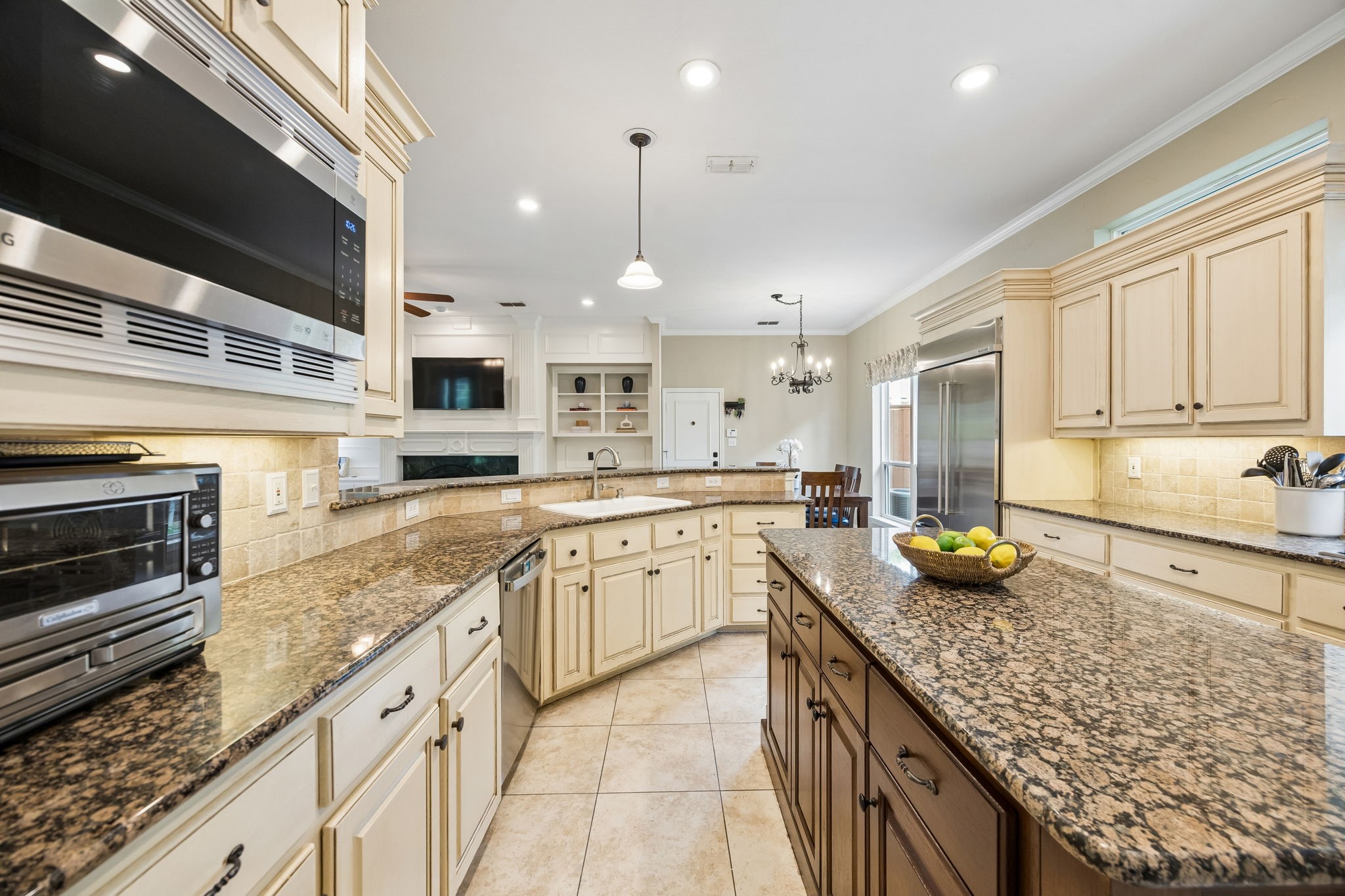 1401 Beaver Creek Drive Plano TX 75093