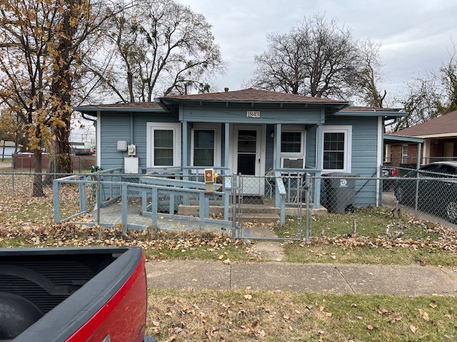 1843 Nomas Street Dallas TX 75212