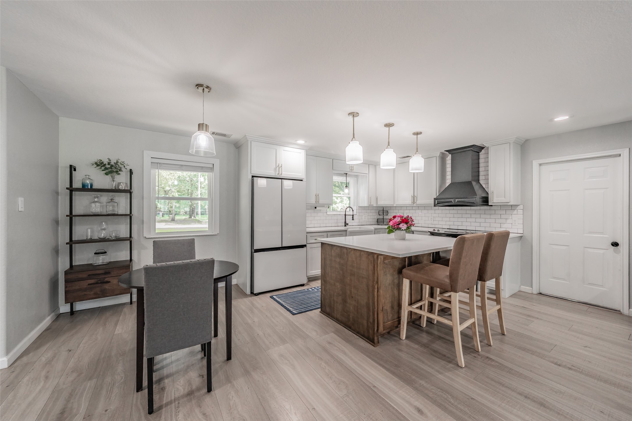 224 Bob White Trail Burleson TX 76028