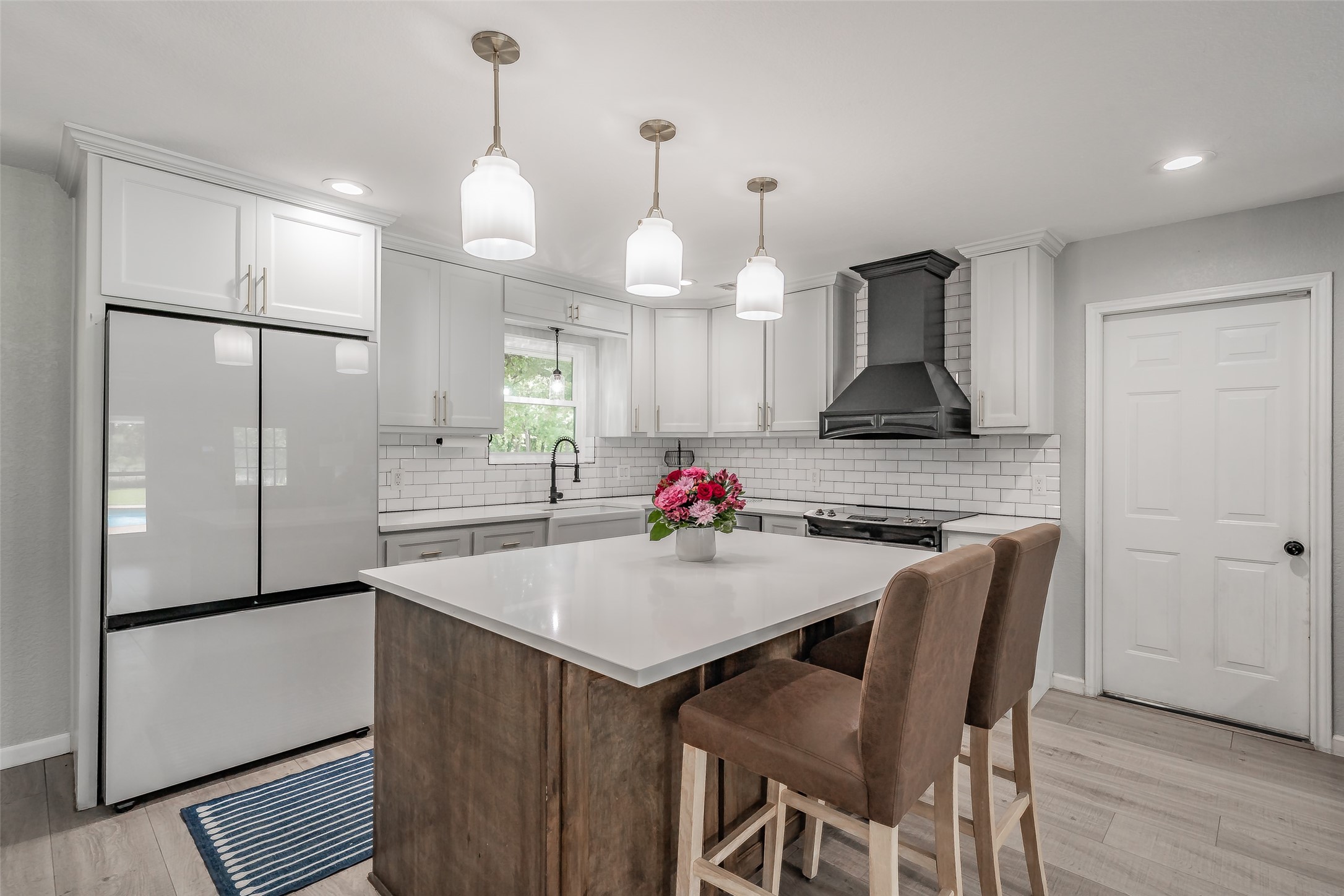 224 Bob White Trail Burleson TX 76028