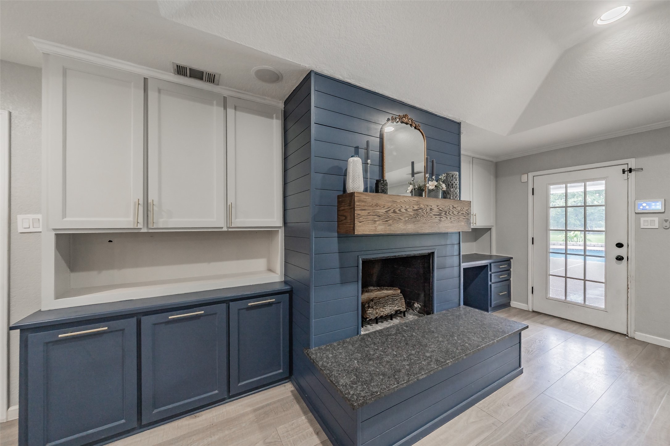 224 Bob White Trail Burleson TX 76028
