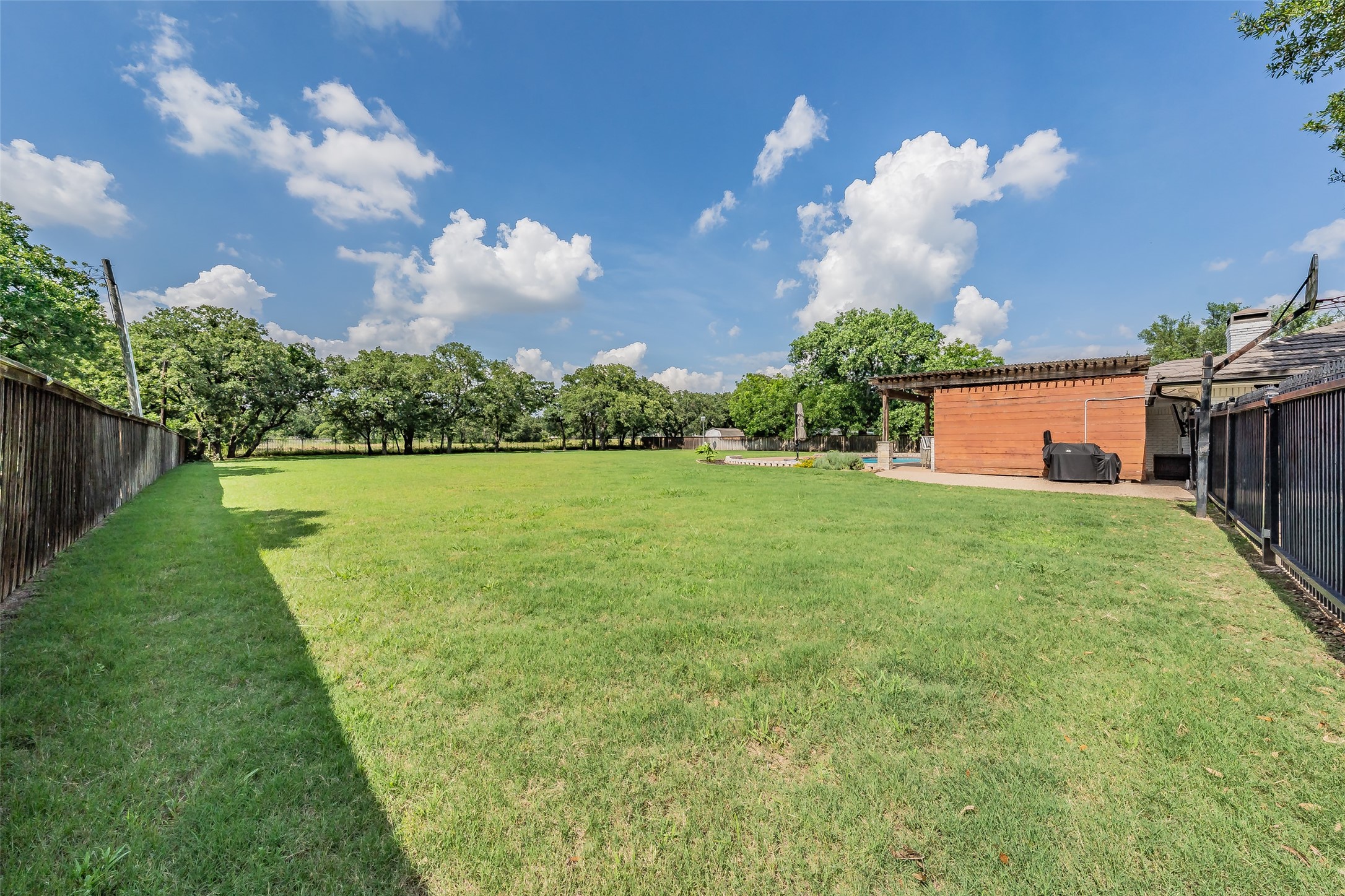 224 Bob White Trail Burleson TX 76028