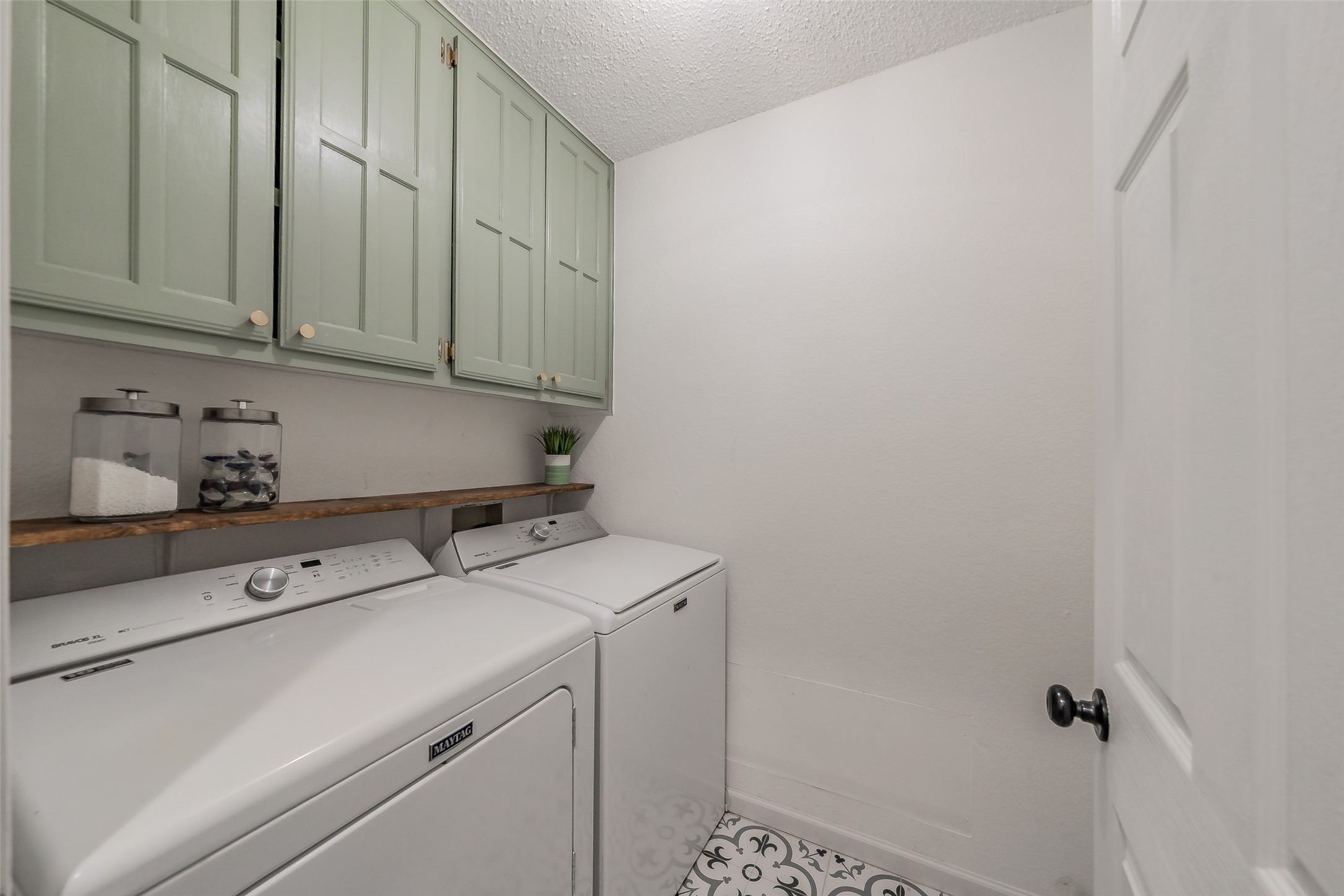 224 Bob White Trail Burleson TX 76028