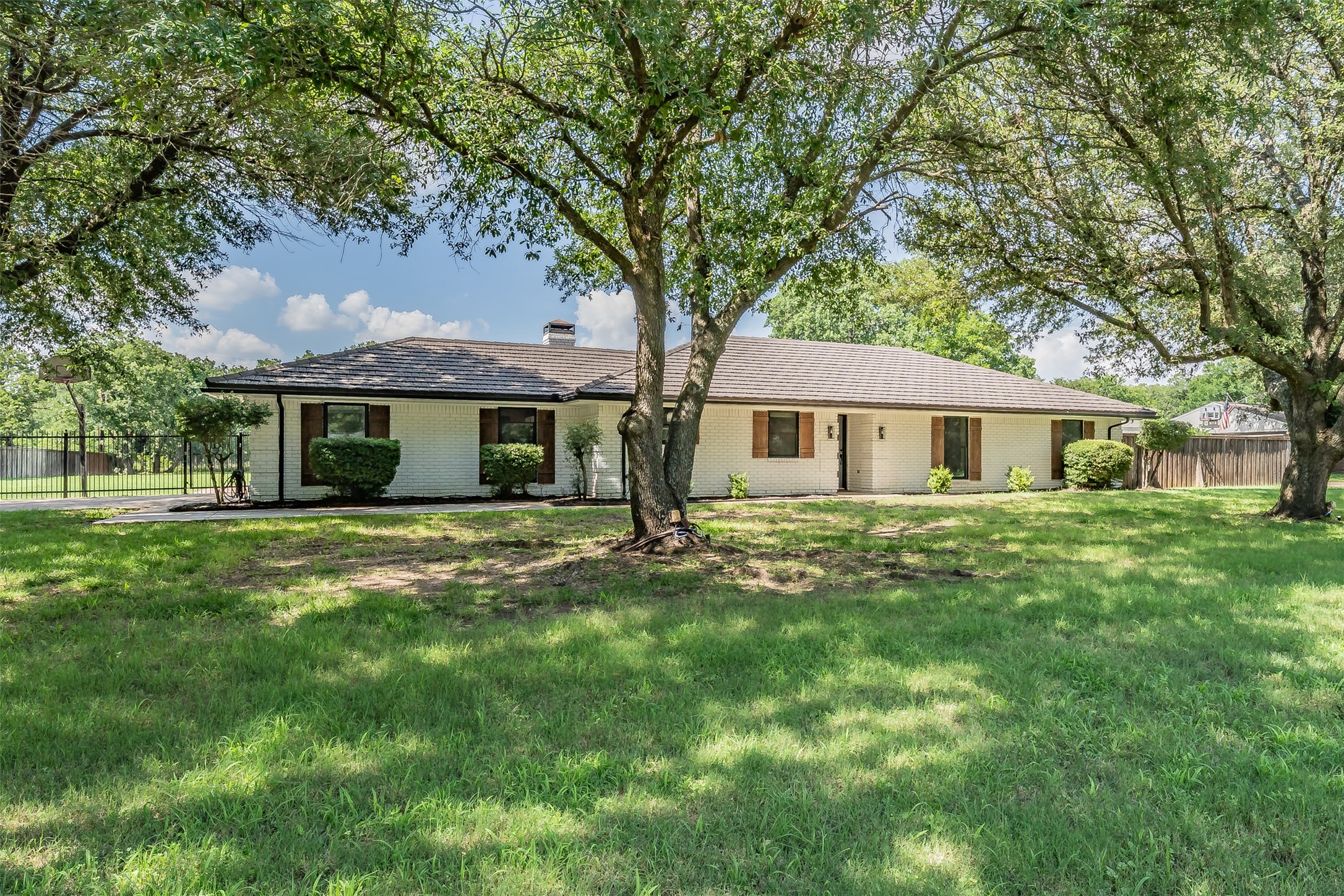 224 Bob White Trail Burleson TX 76028