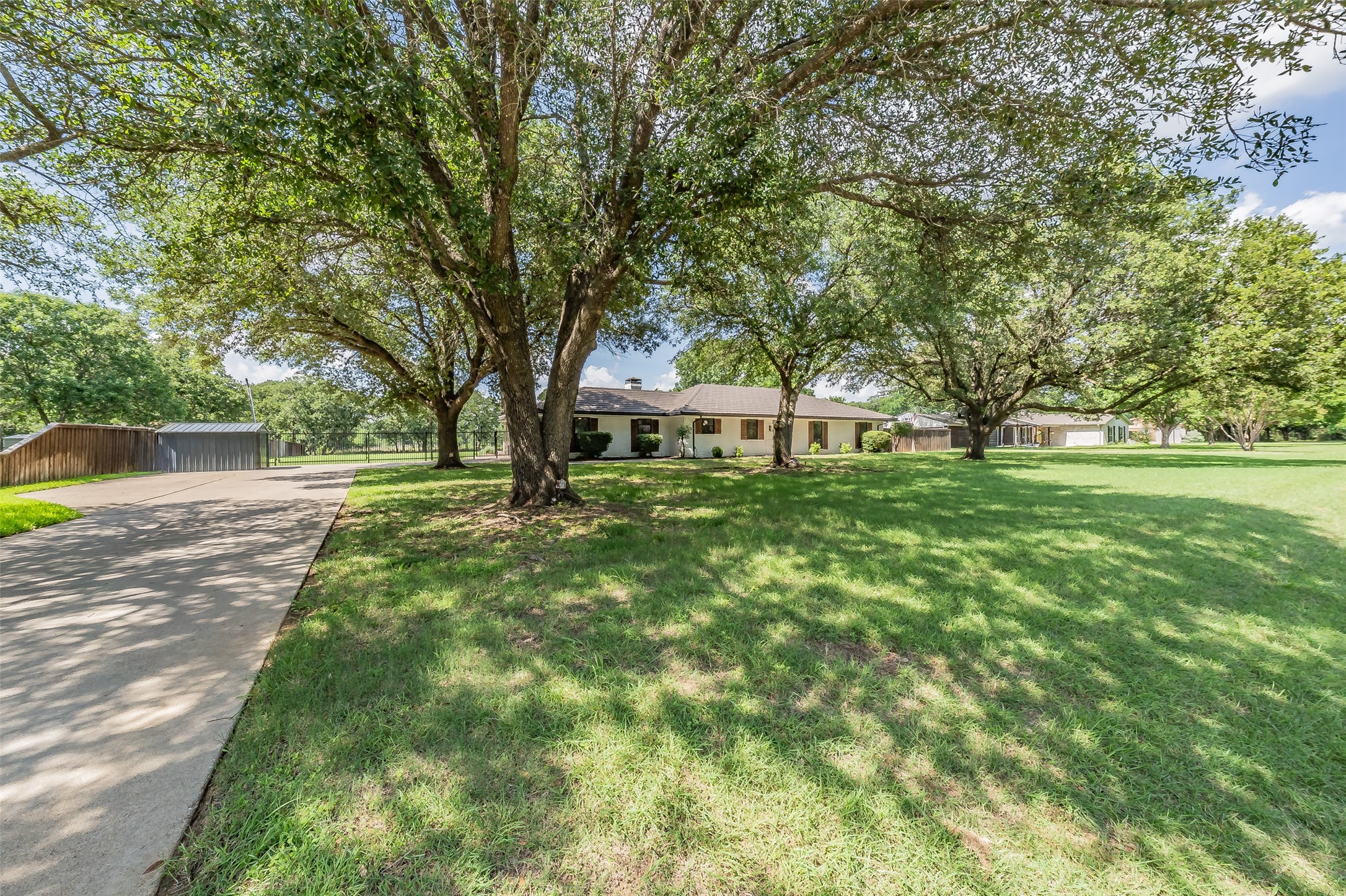 224 Bob White Trail Burleson TX 76028