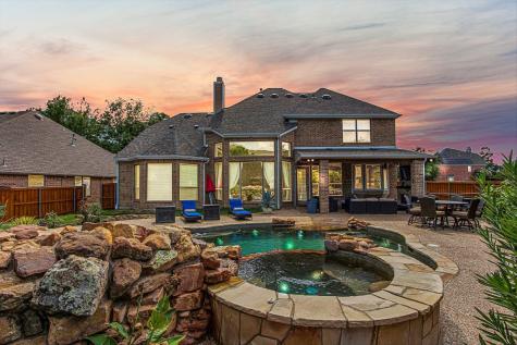 6784 Lakefront Drive Grand Prairie TX 75054