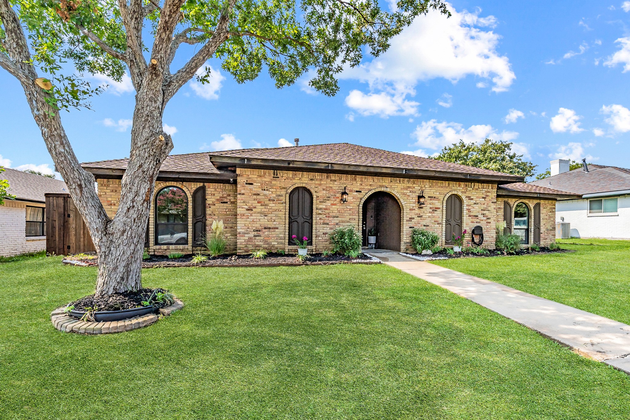 1946 Chesham Drive Carrollton TX 75007