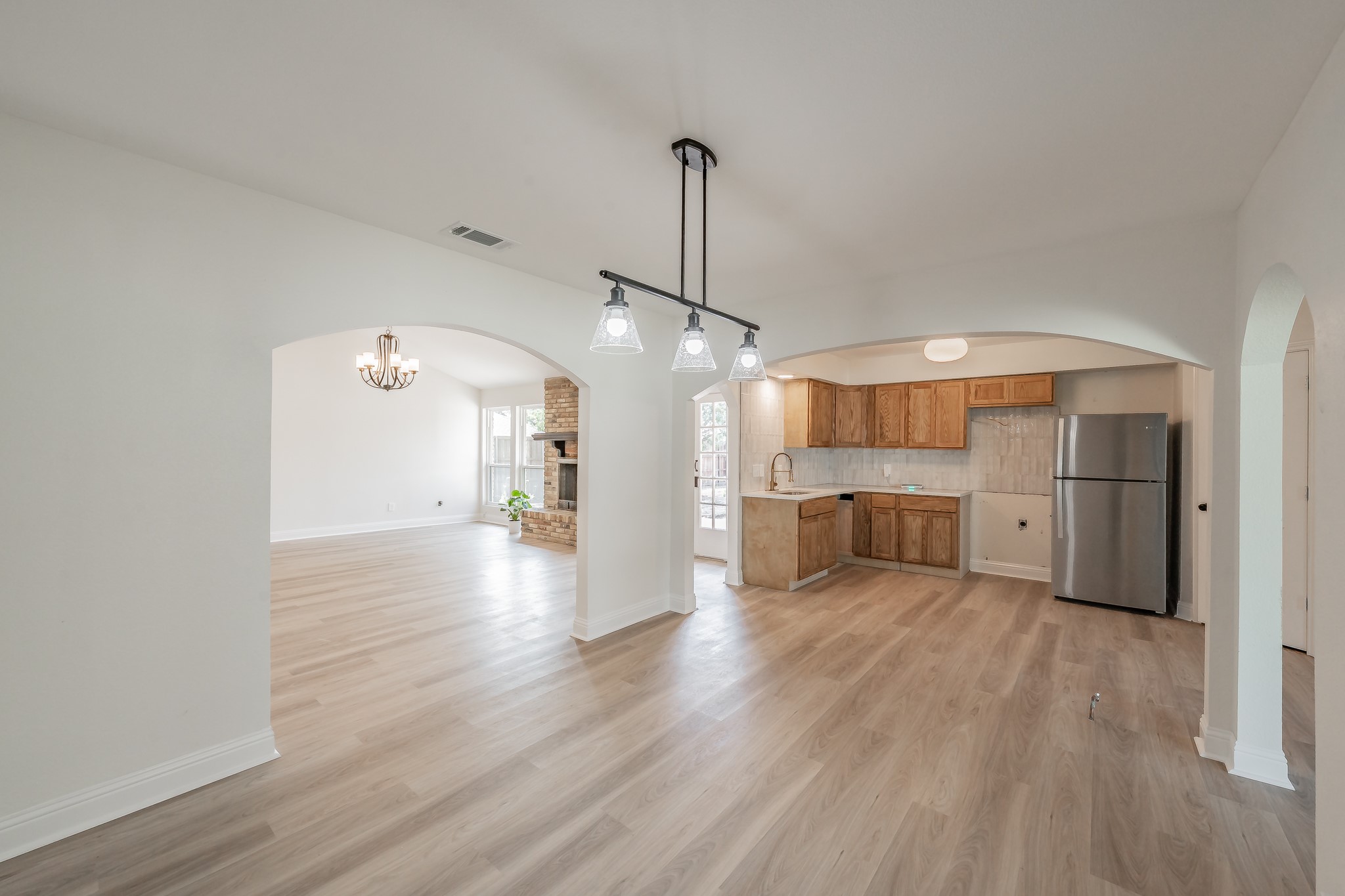 1946 Chesham Drive Carrollton TX 75007