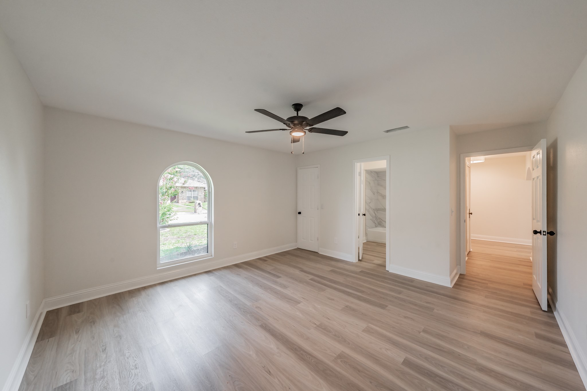 1946 Chesham Drive Carrollton TX 75007