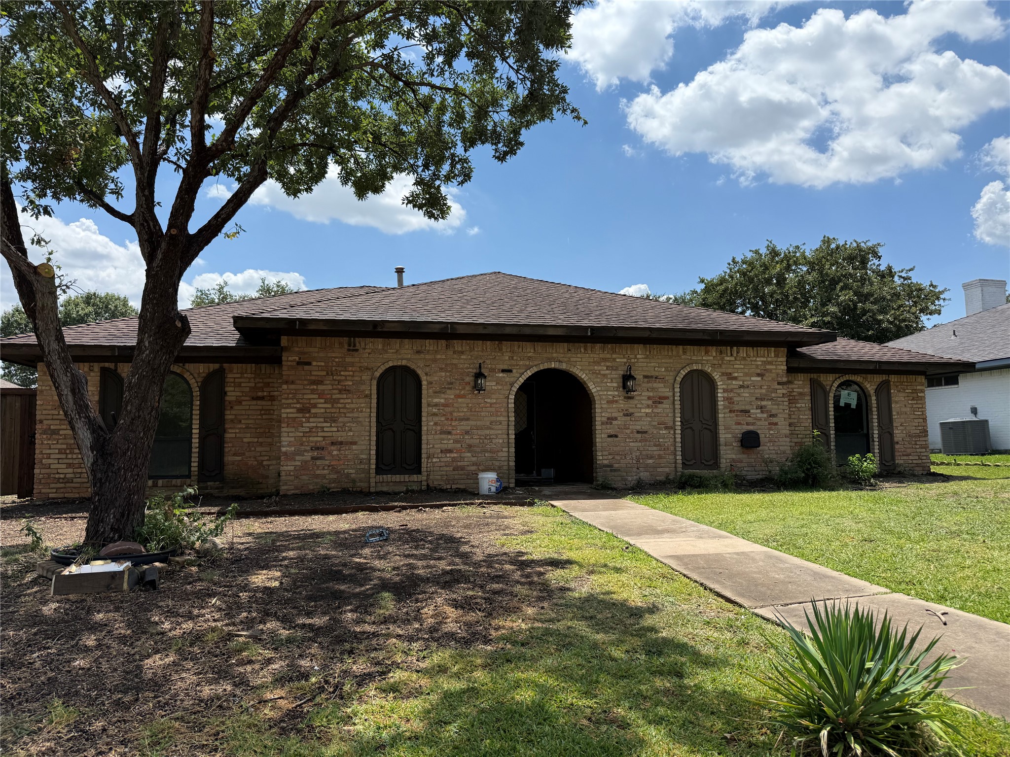 1946 Chesham Drive Carrollton TX 75007