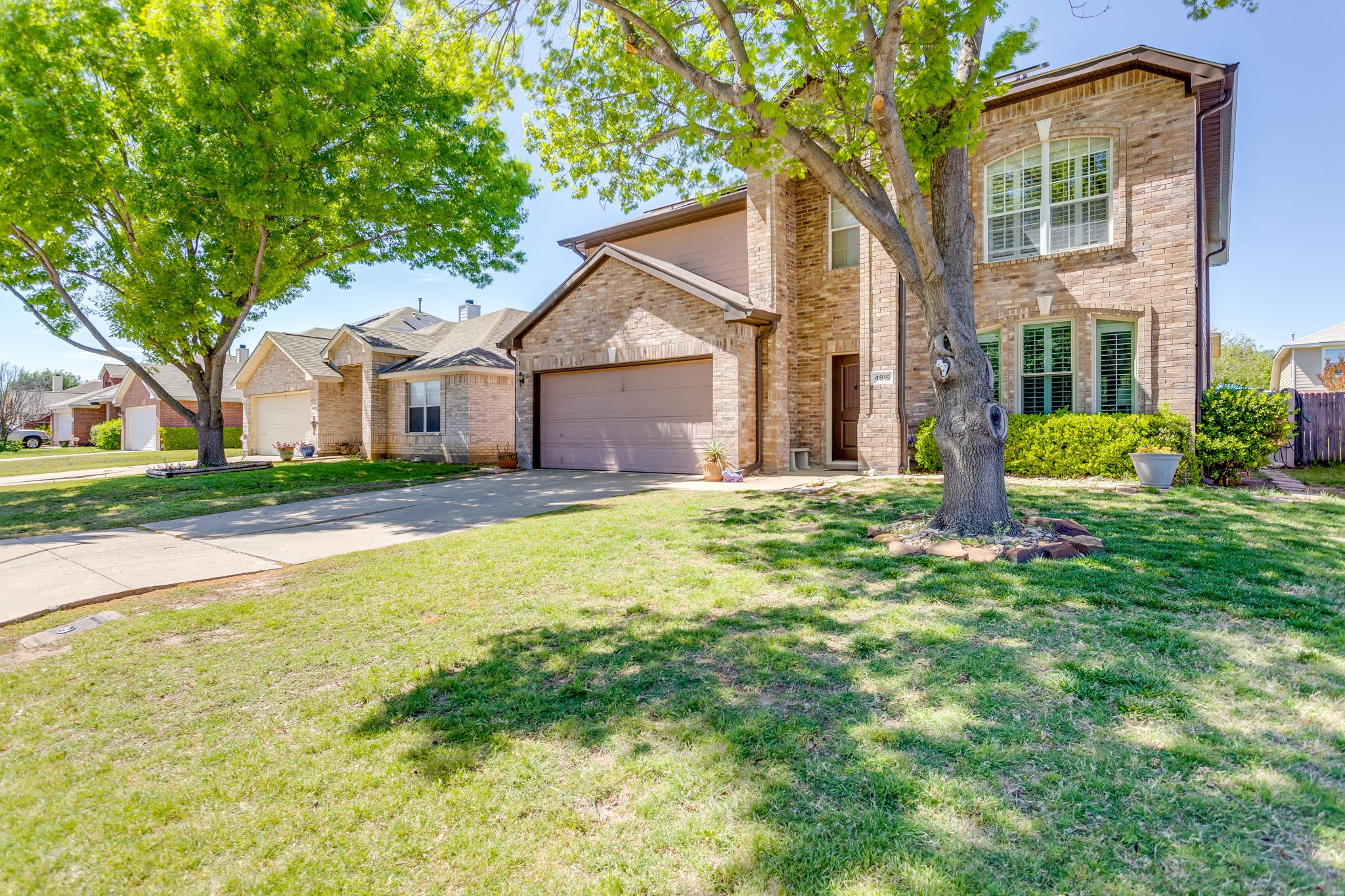 4816 Sleepy Ridge Circle Fort Worth TX 76133