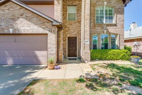 4816 Sleepy Ridge Circle Fort Worth TX 76133
