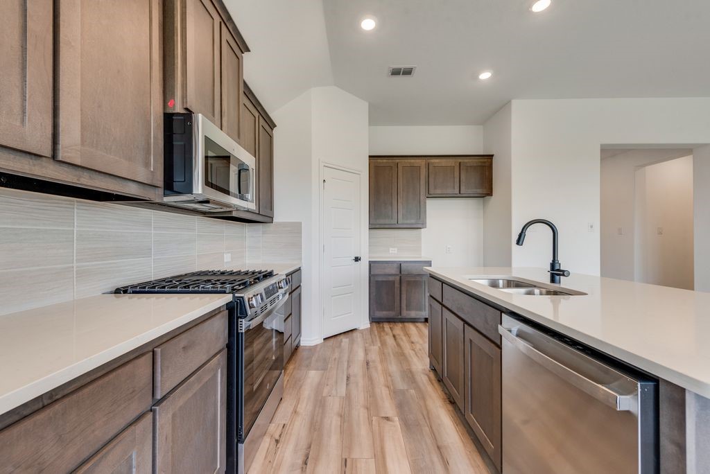 7549 Lavender Lane Ponder TX 76259